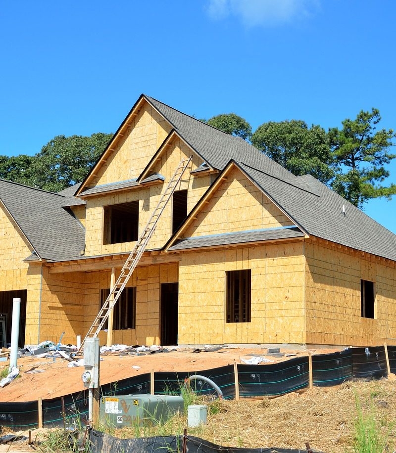Zgodnie z bieżącymi kodeksami nowo konstruowane domy muszą być energooszczędne.